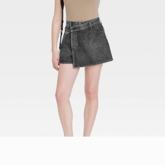 Universal Thread Women's Wrap Denim Skort Black Wash - Picture 3 of 6